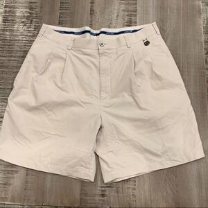 🌺3 FOR $20🌺 - Men Jantzen light tan shorts 38 pleated